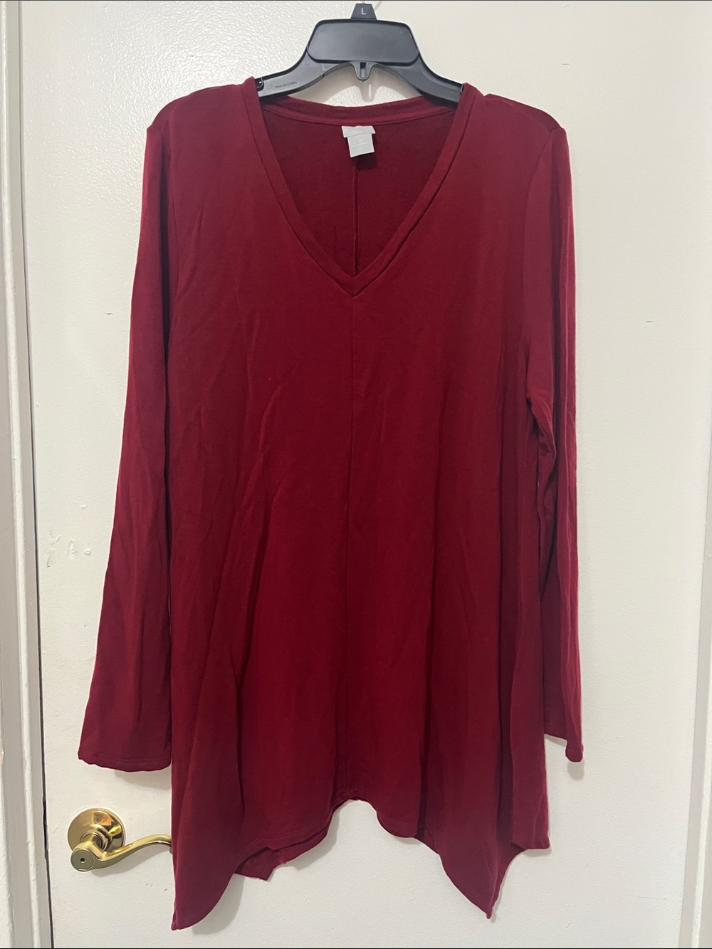 Chico’s Long Sleeve V-Neck Tunic Top in Deep Red
